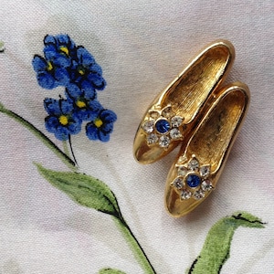 SLIPPERS BROOCH Vintage Goldtone Diamante Crystal