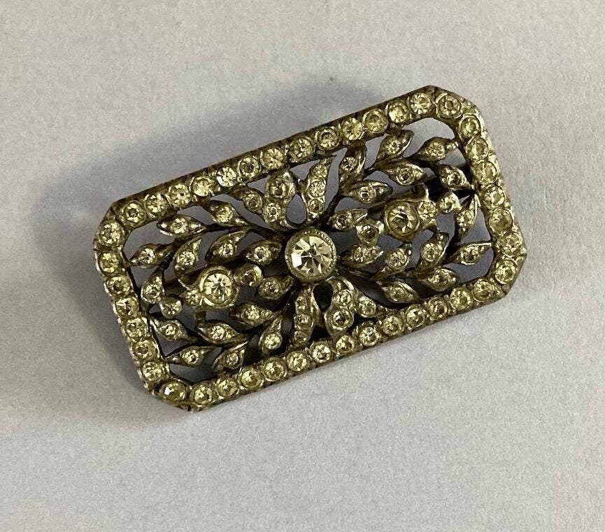 Broche Fantaisie Vintage Belle Époque 1890 – Accessoire élégant, Occasion