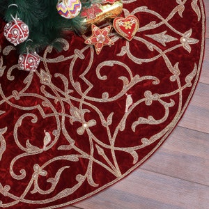 Red Christmas Tree Skirt 60 inch Extra Large Christmas Tree Skirt velvet Partridge Bird tree skirt Christmas decorations Christmas gift image 9