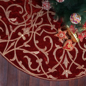 Red Christmas Tree Skirt 60 inch Extra Large Christmas Tree Skirt velvet Partridge Bird tree skirt Christmas decorations Christmas gift image 3