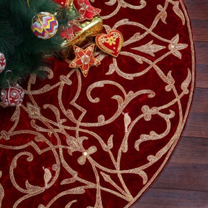 90 inch Red Christmas Tree Skirt Extra Large christmas Tree Skirt velvet Partridge Bird tree skirt Christmas decorations -IMMEDIATE DISPATCH