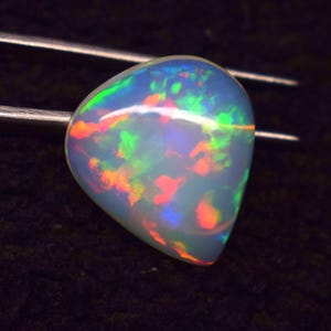 AAA+++ Top Quality Natural Ethiopian Opal Cabochon Pear Shape Welo Opal Making Jewelry