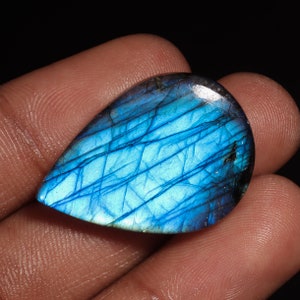 Pietra preziosa labradorite blu rara Pietra preziosa labradorite blu naturale al 100% a forma di pera per realizzare gioielli