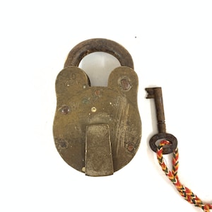 Vintage Brass Indian 10 Lever Pad lock
