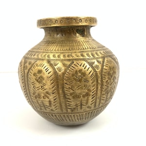 Vintage Brass Pot| Pot planter| Holy Water pot| Dashavtar Pot| Antique Decor| Garden Decor| Vintage Planter|Vintage brass pot|home decor
