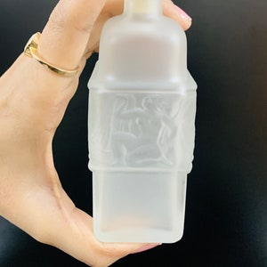 Vintage R Lalique Frosted Glass Perfume Bottle | Lalique France | Antique Perfume Bottle | Rare perfume bottles | Vintage perfume bottles