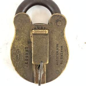 Vintage Victorian  Chubbs detector lock with fish engraved