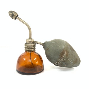 Vintage homspray amber colour atomizer