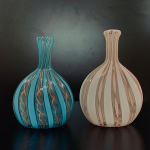 Pair of 2 Vintage Murano art flower vase