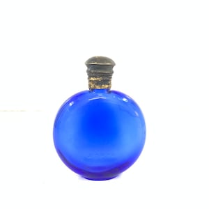Vintage Worth perfume bottle by R Lalique made in France