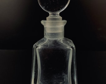 Vintage W Perfume Bottle  |  Vintage perfume bottles| Rare perfume bottles | Vintage perfumes| Vintage collectibles| Vintage glass