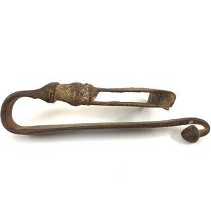Antique Iron belt hook for gunpowder flask