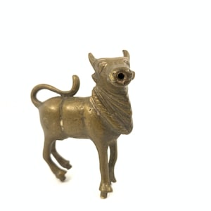 Old Vintage Brass Indian Nandi, shiva,bull Figure, Figurine,Traditional Holy bull, Hinduism Collectible, Temple Decorative,Rustic Decor, art