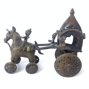 Carro antiguo vintage, bonito carro de caballos coleccionable, original, raro, figura para el hogar, decoración de mesa, decoración del hogar, carro de juguete vintage
