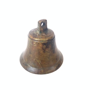 Antique brass Cow bell| Ringing bell| School bell| Brass Cow bell | Brass collectibles| Home Decor| Indian Art| Bell| Handicraft| Cow Bell