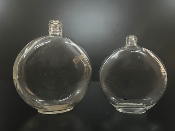ヴィンテージ ラリックの香水瓶 - Etsy 日本