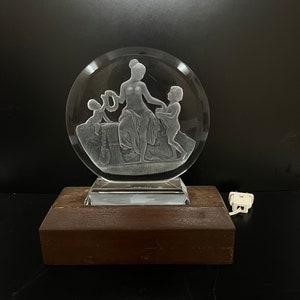 Vintage rare Rene Lalique frosted glass Showpiece