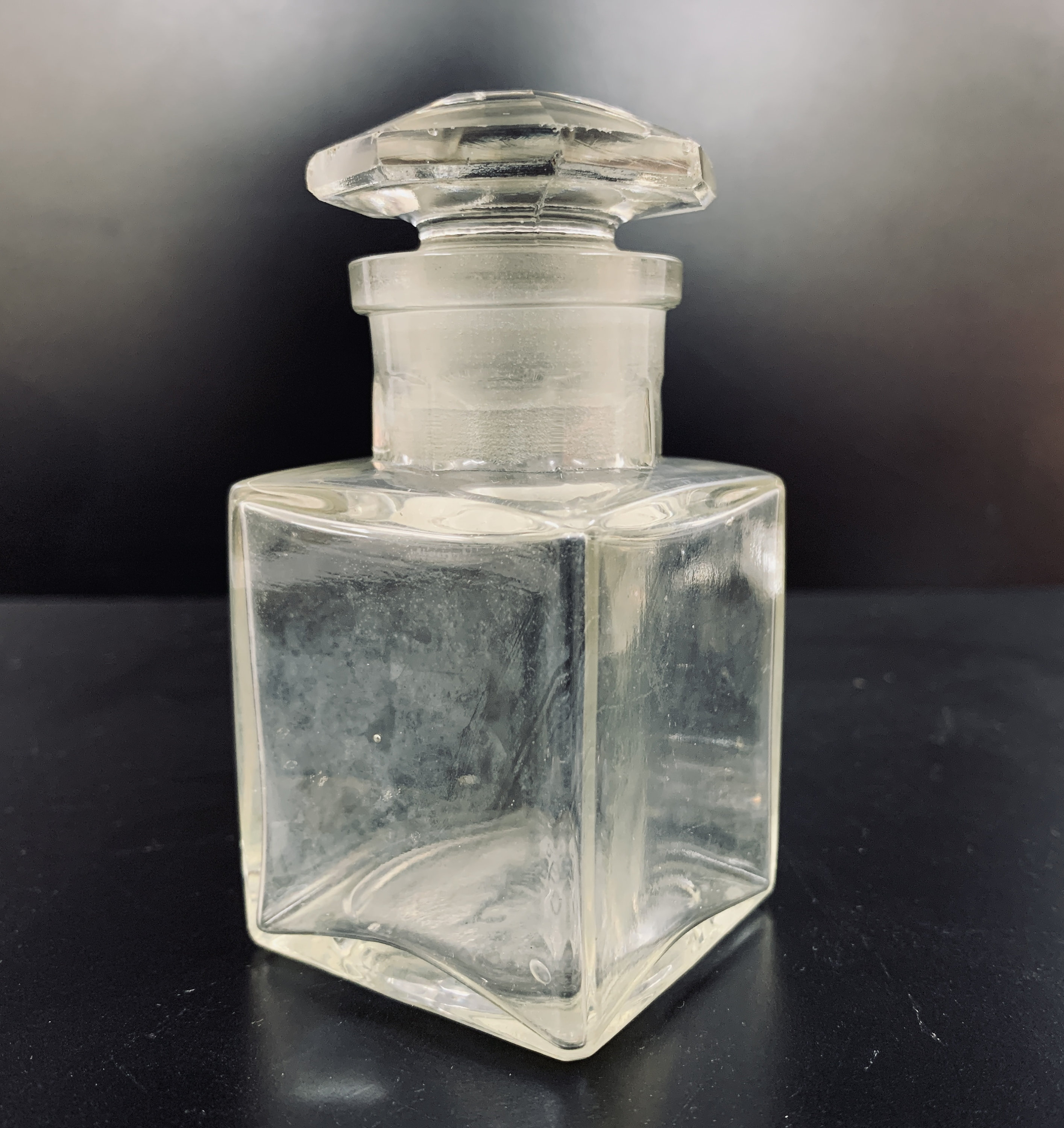 ヴィンテージの香水瓶 - Etsy 日本
