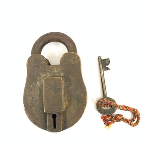 Vintage Brass Indian heavy Pad lock