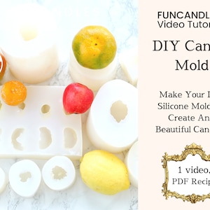 Könnte beinhalten: Eine weiße Silikonform mit verschiedenen Formen zum Herstellen von Kerzen. Die Form ist von Obst umgeben, darunter eine Birne, eine Orange, ein Apfel und eine Zitrone. Der Text "DIY Candle Mold" befindet sich in der oberen rechten Ecke des Bildes. Der Text "Make Your DIY Silicone Molds to Create Any Beautiful Candles." befindet sich unter dem Titel. Der Text "1 video, PDF Recipe" befindet sich in einem goldenen Rahmen in der unteren rechten Ecke des Bildes.