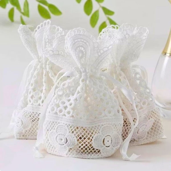 Bolsas para chucherías en encaje y crochet, Boda, Bautizo, Bolsas para chucherías, caramelos, regalos para invitadas, Bolsitas con cordón