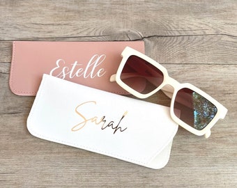 Personalized Glasses Case Faux Leather, Custom Name eyeglass case, Soft Sunglasses case, Slim glasses case, Travel glasses pouch, Gift