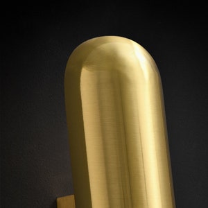 Mid Century Modern Pill Shape Wall Sconce with Integrated LED's Brutalist, Minimalist Theme in Gold and Black zdjęcie 5