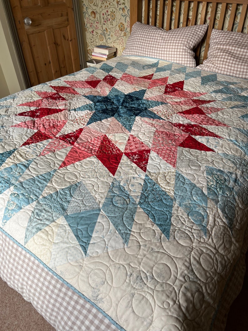 The Blue and Red Star Quilt image 7