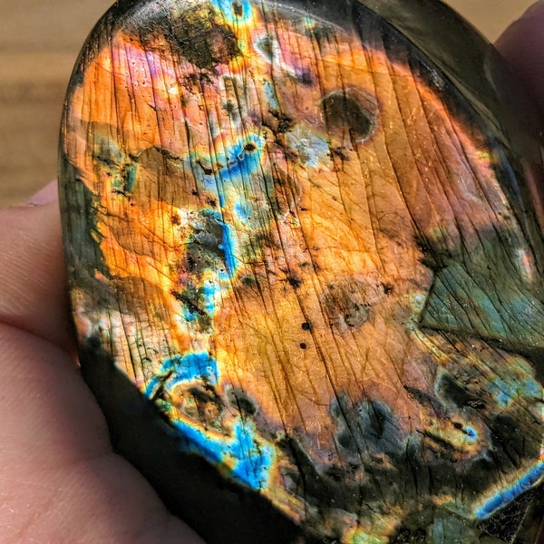 Flashy Labradorite Free Form - OOAK