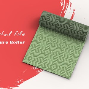 Può includere: Un rullo di texture verde con un motivo geometrico ripetitivo. Il rullo è srotolato, rivelando il motivo. File digitale. Rullo di texture.