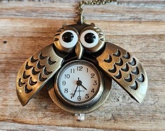 Owl Watch Necklace on 16" Bronze Chain , Antique Bronze Watch , Antique Bronze Owl , Ladies Watch