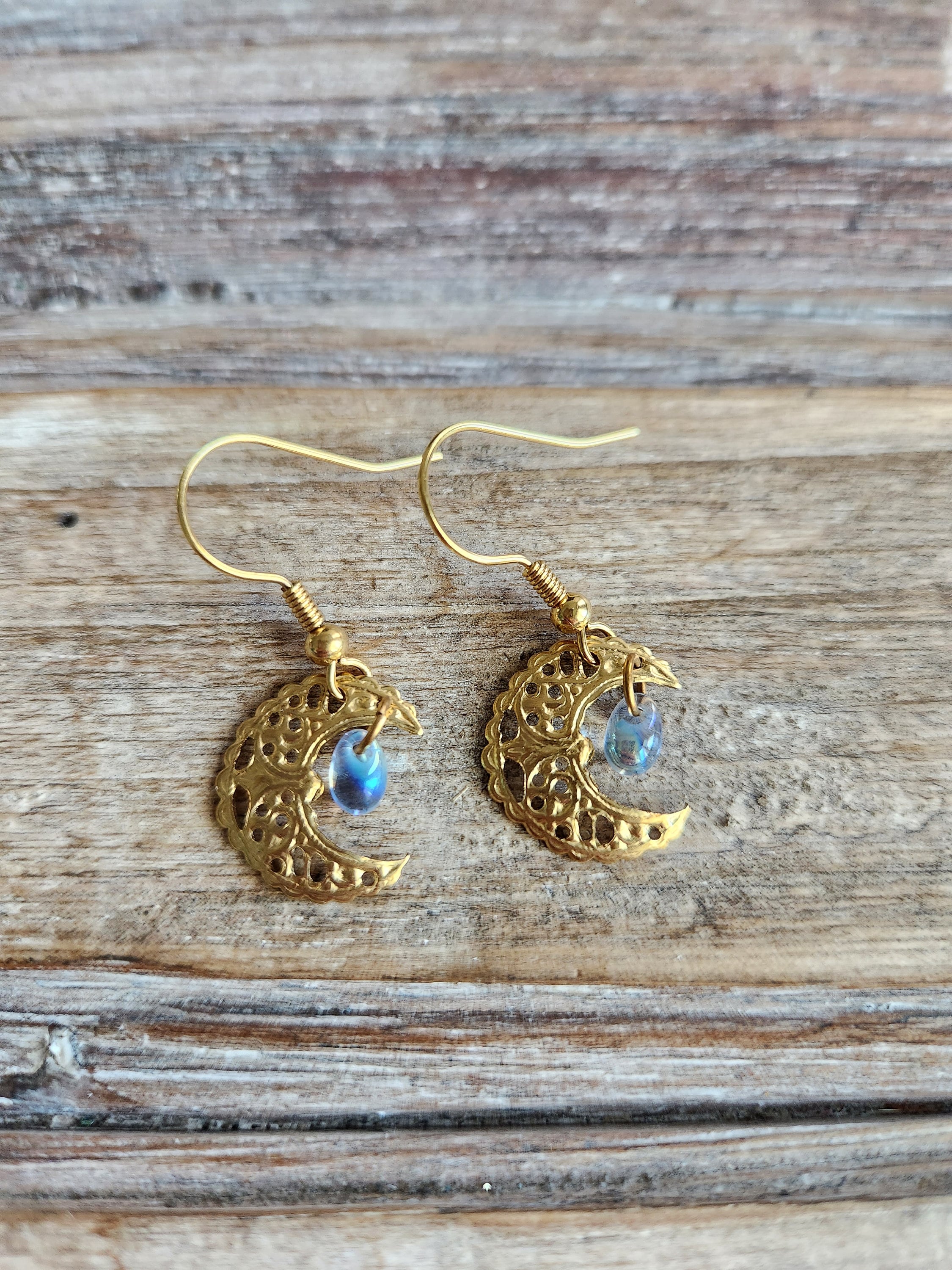 Crescent Moon Earring SYKIA