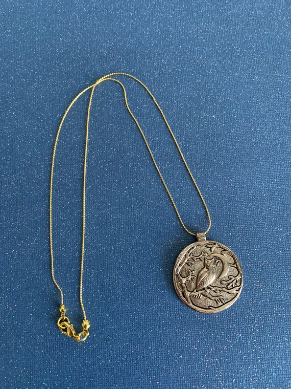 18k Gold Owl Circle Pendant Necklace 21 