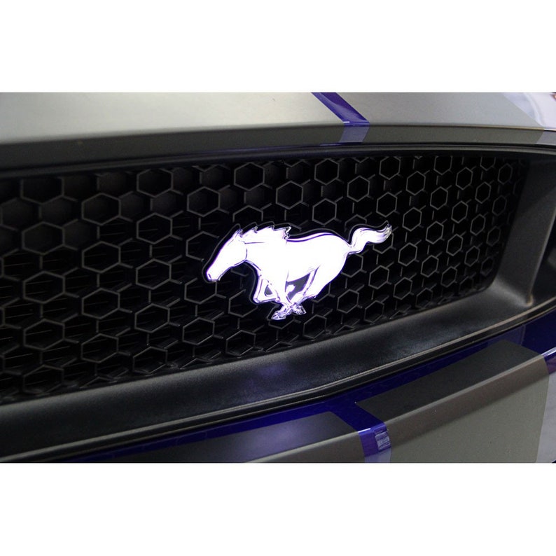 2015-21 lighted Mustang grille emblem black finish. image 1