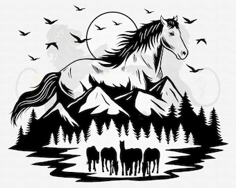 Pode incluir: Silhueta preta e branca de um cavalo correndo por uma paisagem montanhosa com uma lua cheia ao fundo. O cavalo está correndo para o lado direito da imagem. Há árvores e montanhas em primeiro plano.