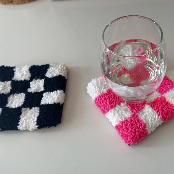 Tufted Checkered Punch Needle Coasters, Tufted Chekered Coaster, Tufted Mug Rug, Y2K Aesthetic Coaster, Y2K Room Decor, 90s pink coaster