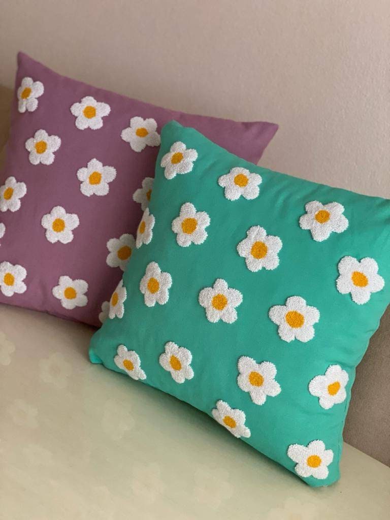 Daisy Punch Needle Pillow