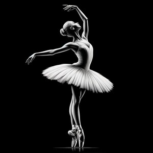 Op de afbeelding: Een zwart-witfoto van een ballerina in een witte tutu, staand op één been met haar andere been achter haar gestrekt. Haar armen zijn boven haar hoofd geheven.