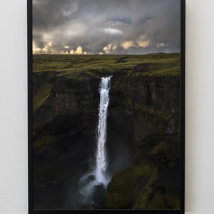 056 Icelandic Landscape Wall Art - Waterfall view - Iceland Highland Home decor - Nature Landscape Iceland Photography - Digital Download