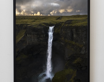 056 Icelandic Landscape Wall Art - Waterfall view - Iceland Highland Home decor - Nature Landscape Iceland Photography - Digital Download