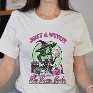 Camisa de bruja retro: regalo de Halloween para lectores amantes de los libros