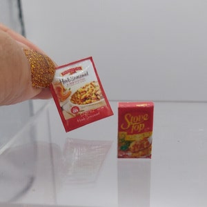 Dollhouse Miniatures 1:12 Scale Dressing Stuffing Bread Cubes