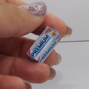 Dollhouse Miniature Saltine Crackers 1:12 scale