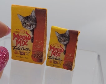 Dollhouse Miniature Cat Food Mix Kibble Chow Bag 1:12 Scale
