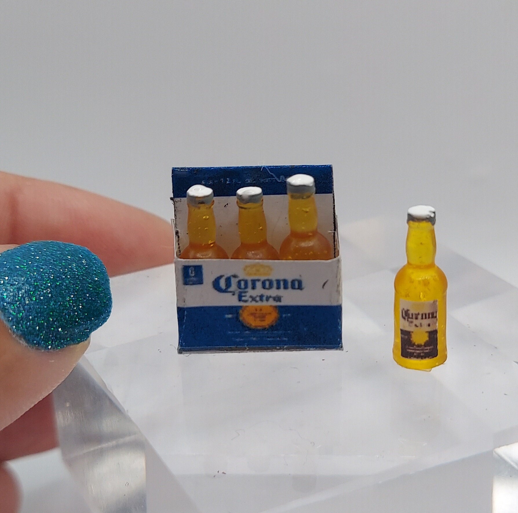 YUZNA Miniatur Bier Set - 12-teilig Mit Gläsern & Flaschen Für Puppenhaus