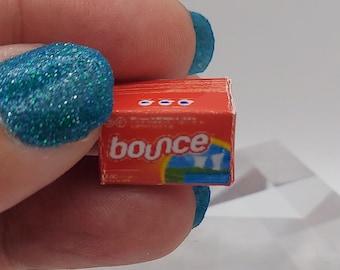 Dollhouse Miniature 1:12 Dryer Sheets Fabric Softener