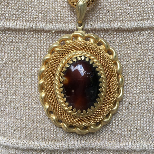 Vintage Faux Tiger Eye Glass Pendant Necklace - RARE Wearable Collectible 1960s