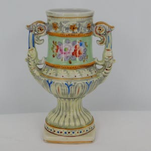 Hand Painted Floral Porcelain Urn: Vintage Japanese Decor
