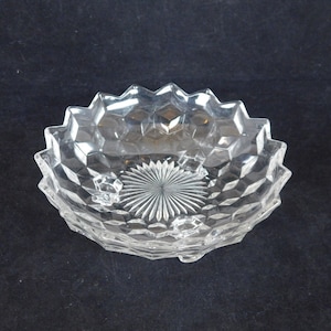 Whitehall Clear By Colony Bonbon Candy Dish 6 1/4&quot; Cubist 3 Straight Feet USA