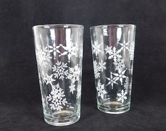 Lot of 2 KIG Indonesia 16 oz Glass Tumbler White Snowflake Pattern Vintage